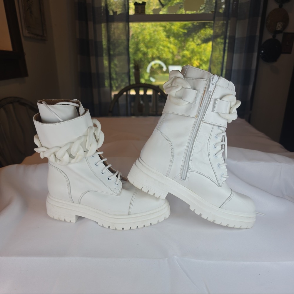 Beautisoles White Leather Combat Boots W Chain Detail. Zip w Tie Closure (35) - Picture 4 of 11